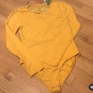 SOLD‼️ Ross bodysuit